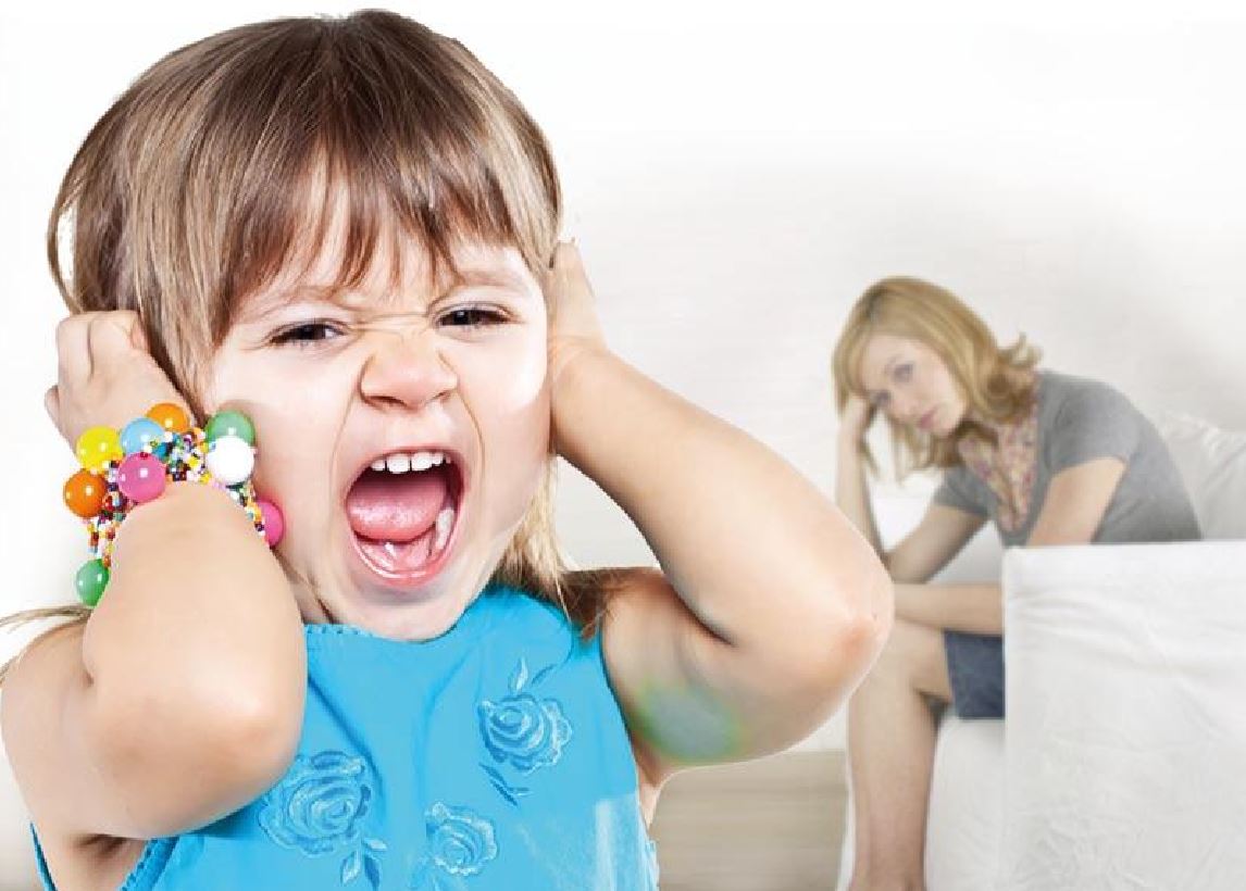 Как успокоить истерику у ребенка, что делать с детскими истериками