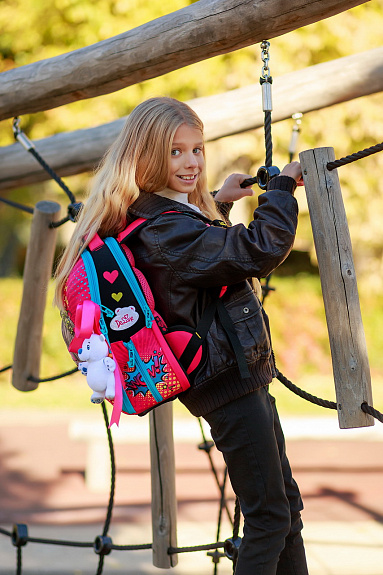 Школьный ранец DeLune Full-set 7mini-022 + мешок + жесткий пенал + спортивная сумка + фартук для труда + мишка